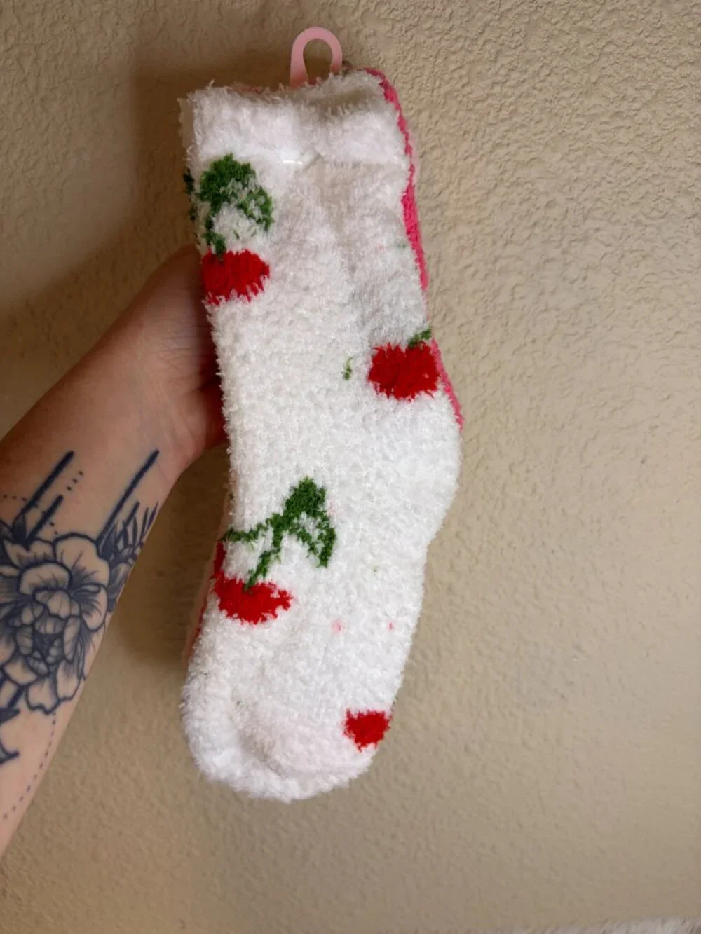 Juicy Couture Fuzzy Cozy Socks 3 Pack Pink Cherry Logo Shoe 4-10 NWT